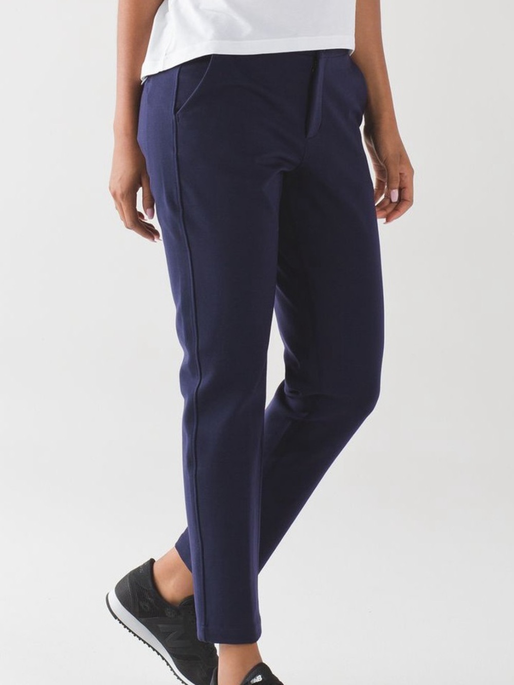 Lululemon City Trek Trouser (Ponte)
Deep Indigo